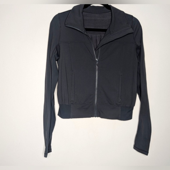 Lululemon Athletica Women’s Charcoal Gray Bomber Jacket Size 8/10 Luon Fabric - Picture 4 of 16